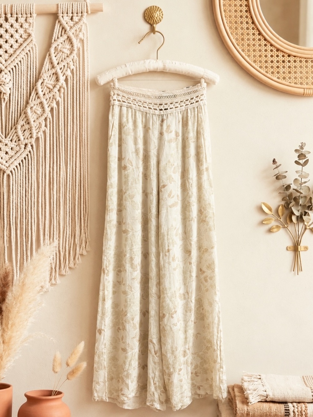 NWT Rewash Cream Floral Crochet-Waist Wide Leg Pants